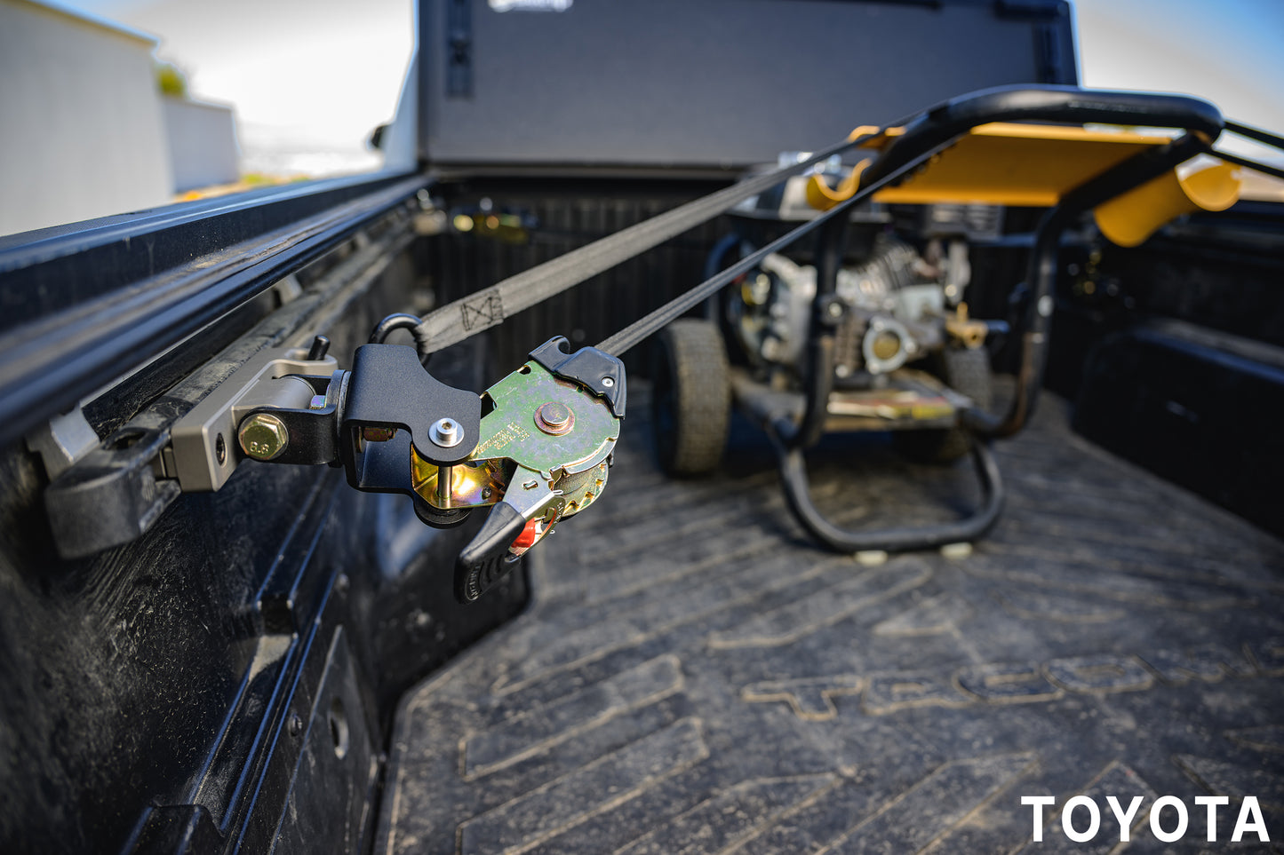 Ultimate Retractable Ratchet Straps